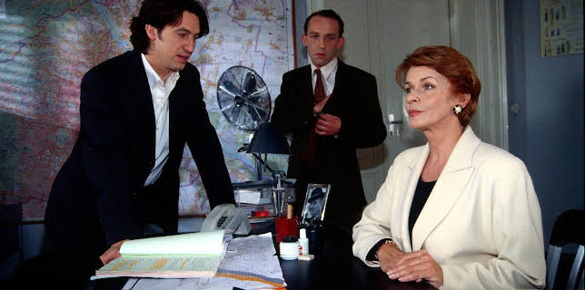 04:00: Kommissar Rex | Sat1 Gold | 12/25 2025