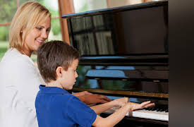 Mastering Stage Presence: How to Present to Any Audience: The Performance Triangle