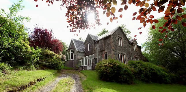 14:35: En plats på landet (S32 E26) (S32) | TV8 | 12/20 2025