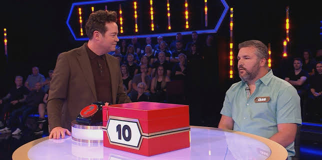 4:00 PM: Deal or No Deal (S2 E12) (S2) | ITV2 | 12/9 2025