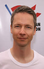 John Cameron Mitchell como 