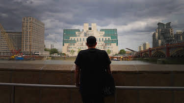 03:55: Agenten – Pappas liv og løgner: Var det verdt det? | NRK 1 | 4/3 2026