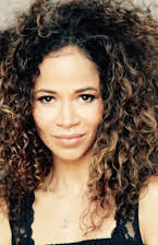 Sherri Saum som 