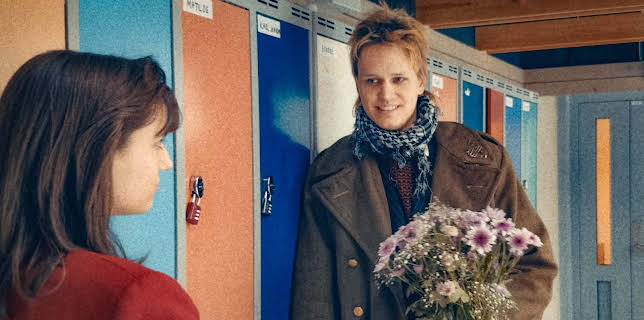 10:05: Våre beste år: Pyramidespill og pakistanere | NRK 2 | 12/15 2025