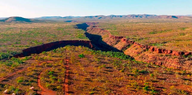 03:47: Durch die Rote Wüste Westaustraliens - Karijini-Nationalpark | 3SAT | 1/19 2026
