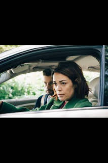 19:19: Mademoiselle Holmes (T1): Ep.6 El último problema | COSMO | 4/6 2026