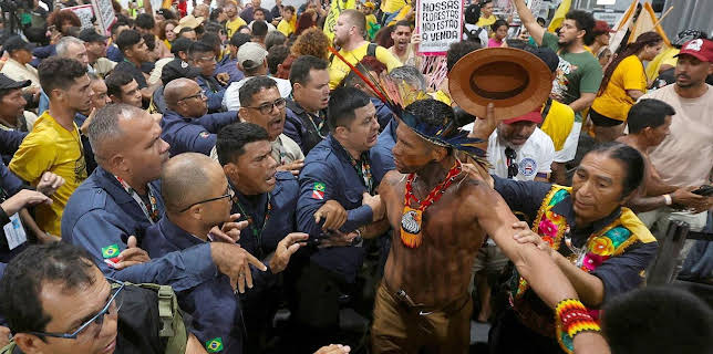 03:20: Mit offenen Augen | Arte | 1/21 2026