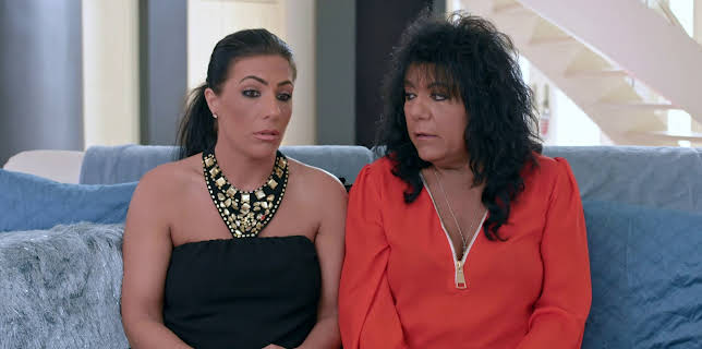 08:05: sMothered (S1 E4) (S1) | TLC | 2/14 2026