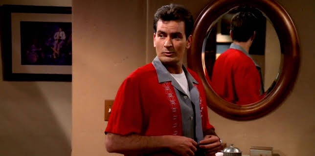 21:30: Two and a Half Men (S1 E10) (S1) | Kanal 9 | 12/15 2025