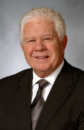 Patrick Cronin as 