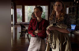 Bunheads Season 1: There's Nothing Worse Than a Pantsuit