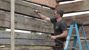 9:00 AM: Barnwood Builders (S2) | Discovery Channel | 6/30 2026