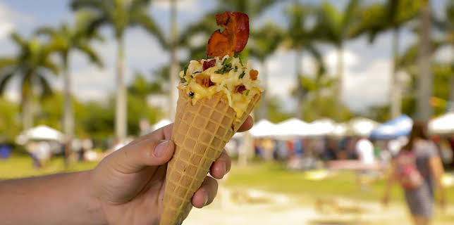 04:40: Crazy Food USA - Wir frittieren (fast) alles! | ProSieben Maxx | 12/5 2025