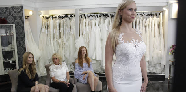 05:00: Say yes to the Dress UK (S3 E1) (S3) | TLC | 9/27 2025