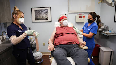 14:25: Dr. Pimple Popper (S4 E15) (S4) | TLC | 5/13 2026