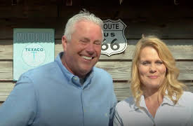 Small Town, Big Deal Season 1: Small Town Big Deal