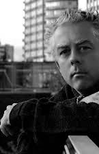 Erik Canuel som Director