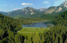 Richard Hammond's Big Season 1: World's Greatest Football Stadium