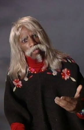 Suli McCullough as Robocam