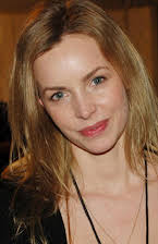 Simone Hanselmann as 