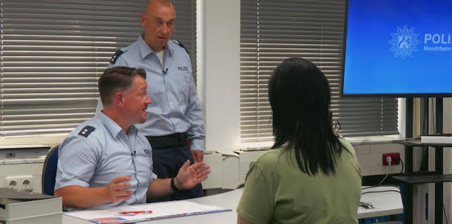 04:40: Auf Streife (S13 E77) (S13) | Sat1 | 11/4 2025