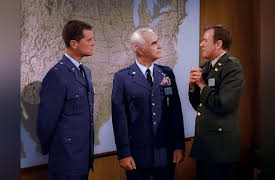 I Dream of Jeannie Season 1: Guess What Happened On The Way To The Moon?