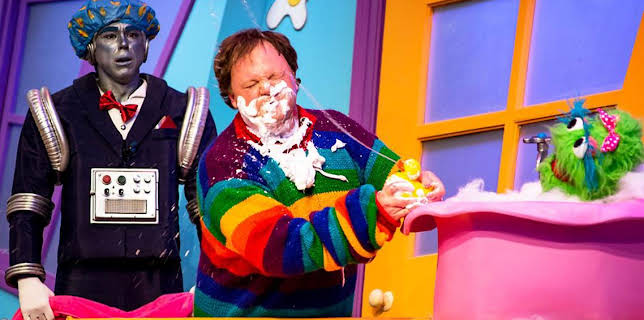 8:35 AM: Justin's House (S4) | Cbeebies | 12/3 2025