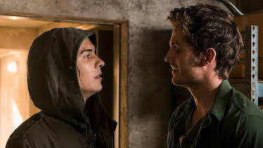 22:00: Fear the Walking Dead (S3 E6) (S3) | Viasat Series | 8/3 2026