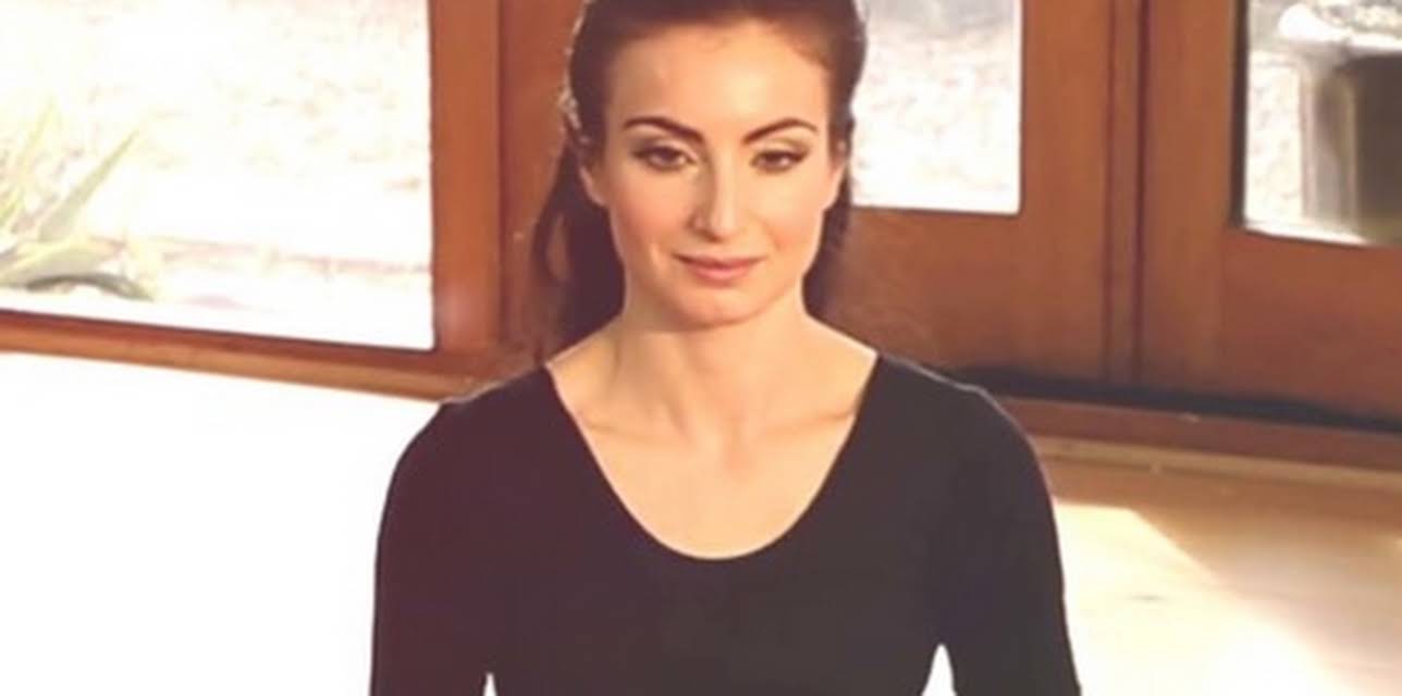 Roxy Shahidi Yoga for Weightloss: Breath Work (2018)