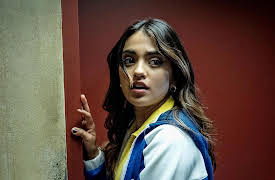 Pretty Little Liars: Original Sin: Chapter Four: The (Fe)male Gaze