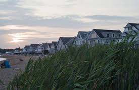 Murder on Middle Beach: Mom's Dead