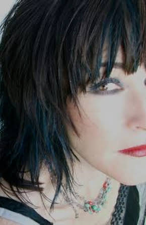 Kathleen Wilhoite as 