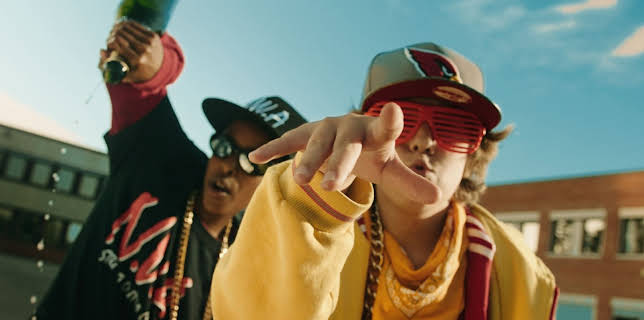 19:50: Kongen av Gulset: Narkotika, nattevåke og Norway Cup | NRK 3 | 10/30 2025