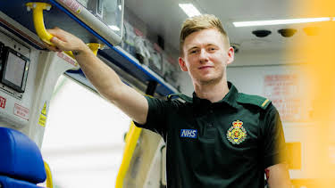 8:00 PM: Inside The Ambulance (S9 E1) (S9) | W | 1/11 2026