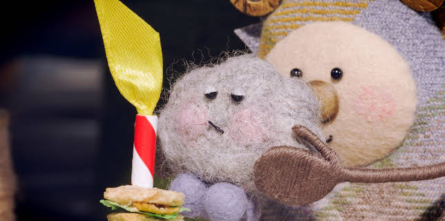 6:15 AM: Tweedy & Fluff (S1 E40) (S1) | Channel 5 | 12/18 2025