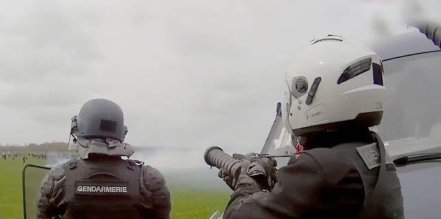 03:30: Mit offenen Augen | Arte | 1/30 2026