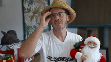 5:00 PM: A New Life in the Sun | Channel 4 | 1/9 2026