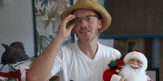 4:00 PM: A New Life in the Sun | Channel 4 | 1/9 2026