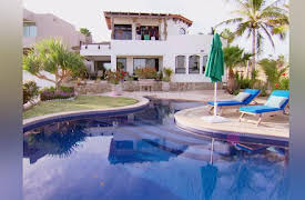 House Hunters International:  Best of Mexico Volume 1: Searching for Keys in Cabo