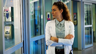 04:00: Chicago Med (S3 E15) (S3) | Viasat Series | 7/30 2026