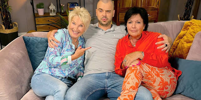 22:00: Wohnzimmer-Comedy - Mit Dui do on de Sell | SWR Fernsehen RP | 12/2 2025