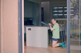 Man Vs Bee: Kapitel 3