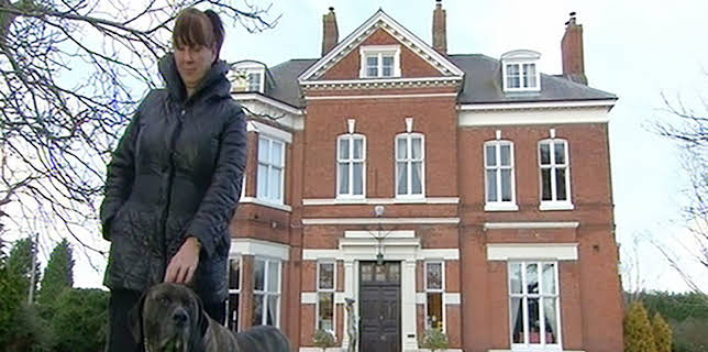 4:50 PM: Four in a Bed | More 4 | 12/23 2025