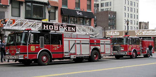 06:00: Cake Boss (S1 E2) (S1) | TLC | 2/10 2026