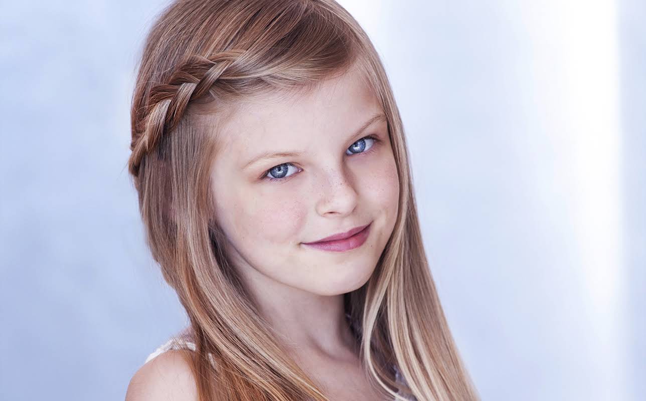 Molly Lewis