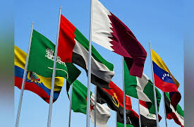 The Science of Energy: Resources and Power Explained: Energy Sources: Economics and Politics