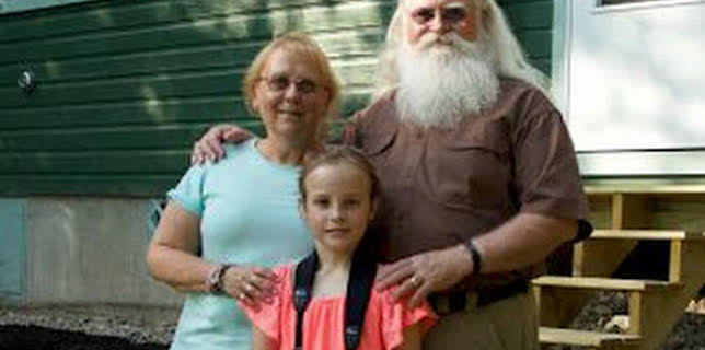 20:16: Restauradores de cabañas: ¡Ho-ho-hogar! | Discovery | 2/24 2026