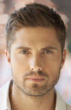 Eric Winter als 