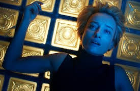 Mujeres de la noche: El golpe