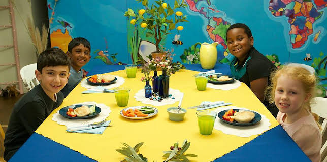 12:00 PM: My World Kitchen (S4) | Cbeebies | 12/12 2025